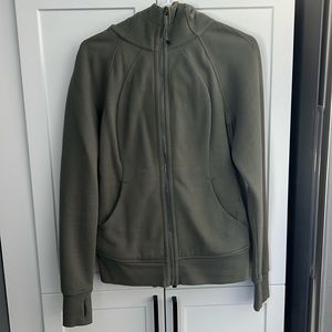 Size 8 olive green lululemon sweater